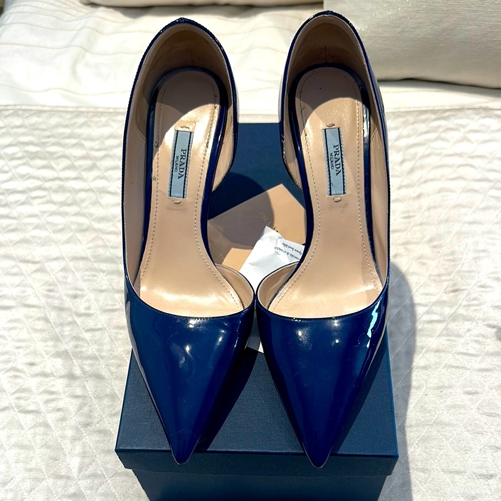 Prada royal blue patent leather pumps. Size 39. 4 inch heel.